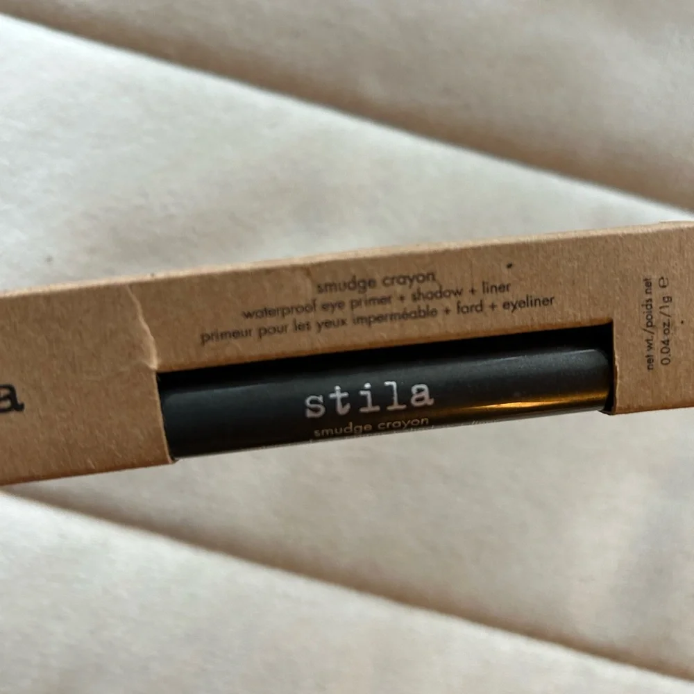NIB Stila Smudge Crayon Waterproof Primer/Shadow/Liner- Dazzle